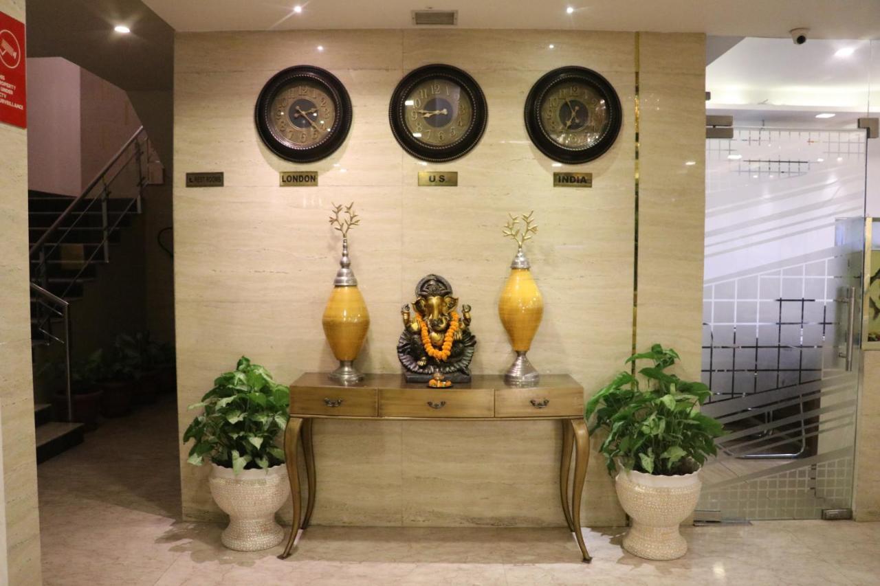 Hotel S C Residency Zirakpur Exterior foto